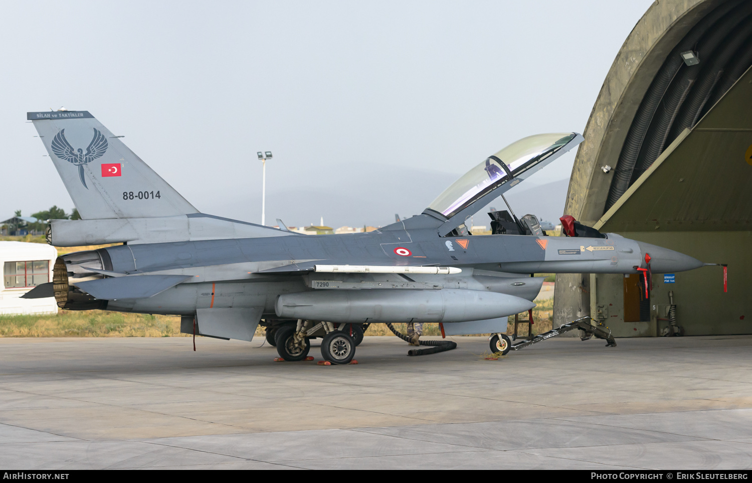 Aircraft Photo of 88-0014 | General Dynamics F-16D Fighting Falcon | Turkey - Air Force | AirHistory.net #483884