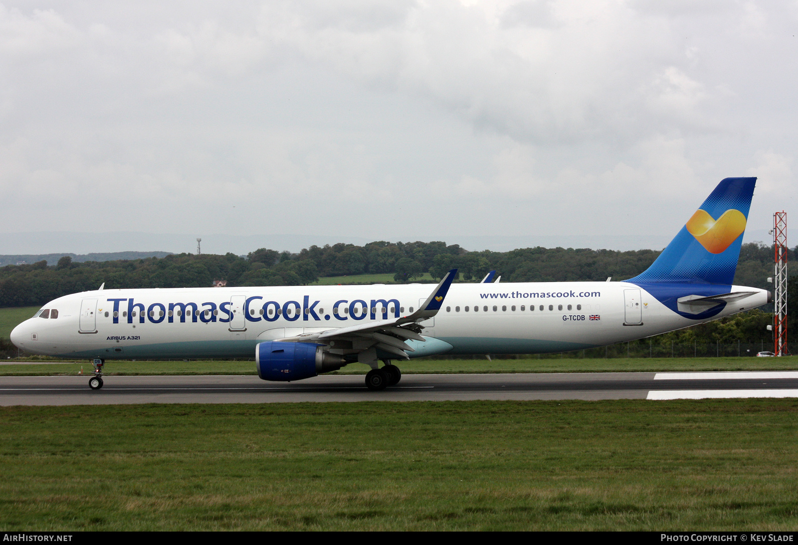 Aircraft Photo of G-TCDB | Airbus A321-211 | Thomas Cook Airlines | AirHistory.net #484174