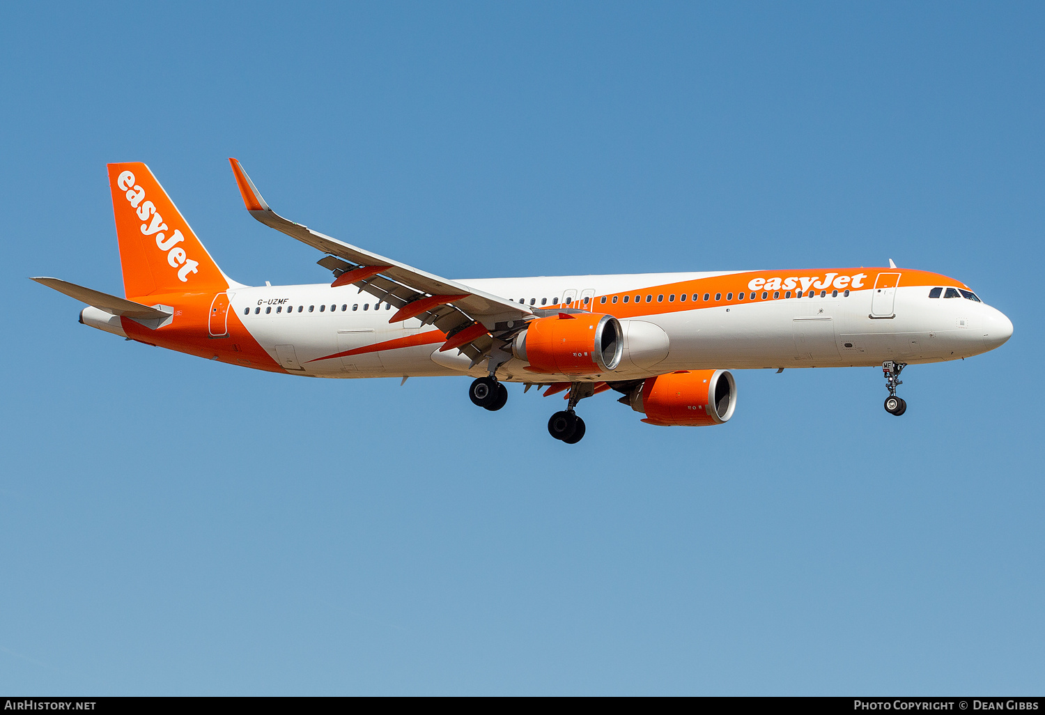 Aircraft Photo of G-UZMF | Airbus A321-251NX | EasyJet | AirHistory.net #484205