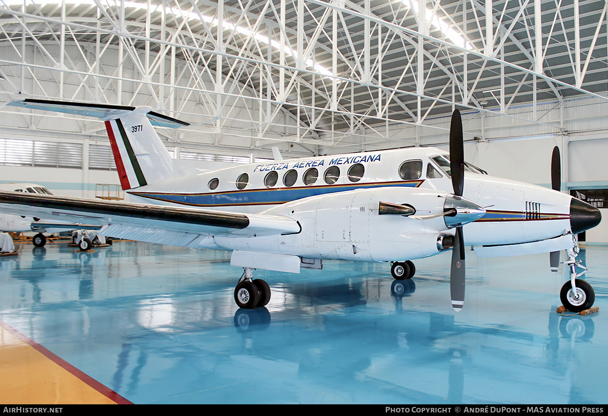 Aircraft Photo of 3971 | Beech Super King Air 300 | Mexico - Air Force | AirHistory.net #484262