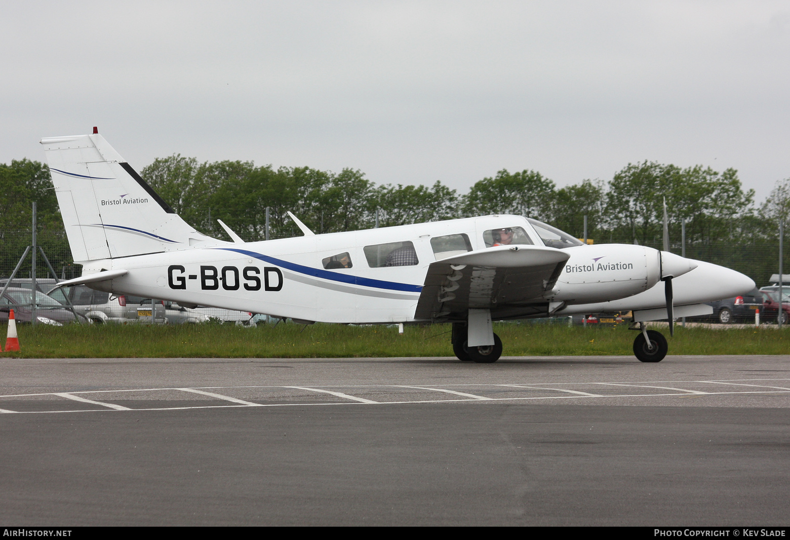 Aircraft Photo of G-BOSD | Piper PA-34-200T Seneca II | Bristol Aviation | AirHistory.net #484301