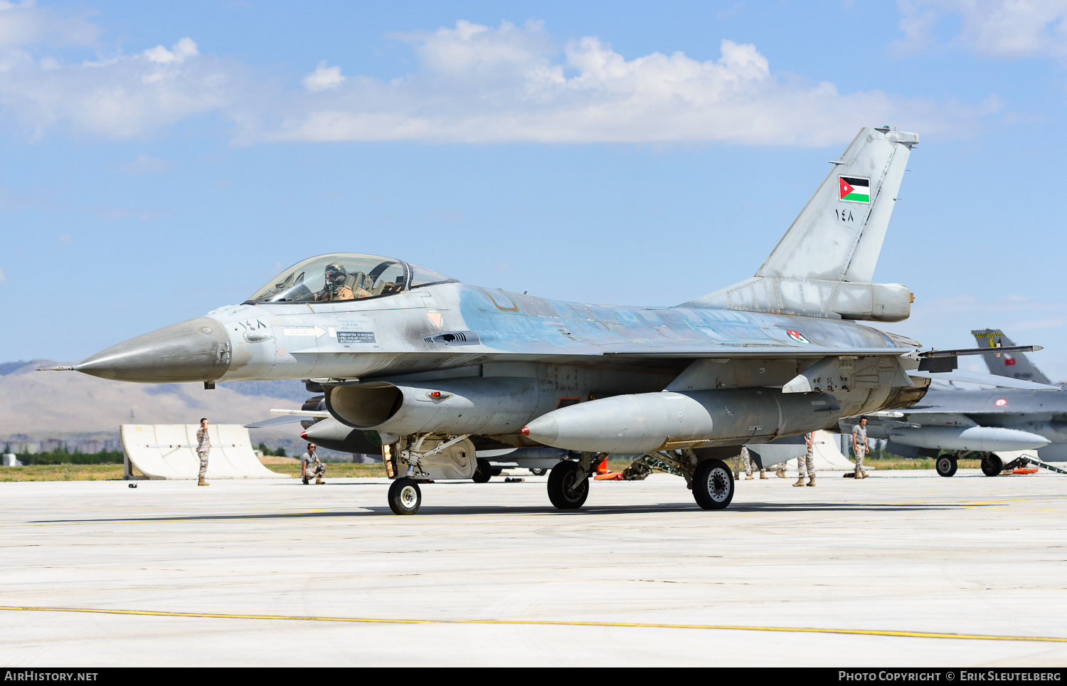 Aircraft Photo of 148 | General Dynamics F-16AM Fighting Falcon | Jordan - Air Force | AirHistory.net #484314