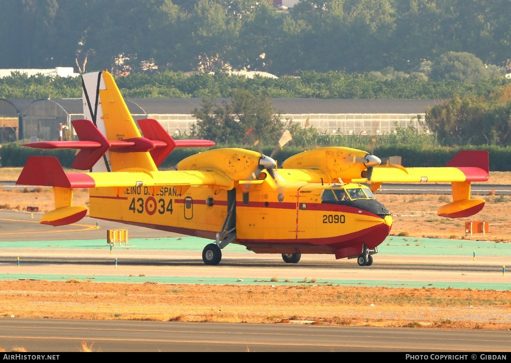 Aircraft Photo of UD.14-04 | Bombardier CL-415 (CL-215-6B11) | Spain - Air Force | AirHistory.net #484356