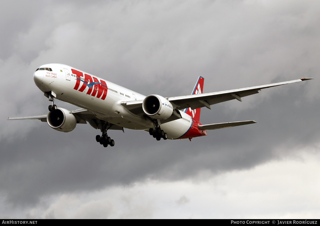 Aircraft Photo of PT-MUB | Boeing 777-32W/ER | TAM Linhas Aéreas | AirHistory.net #484441