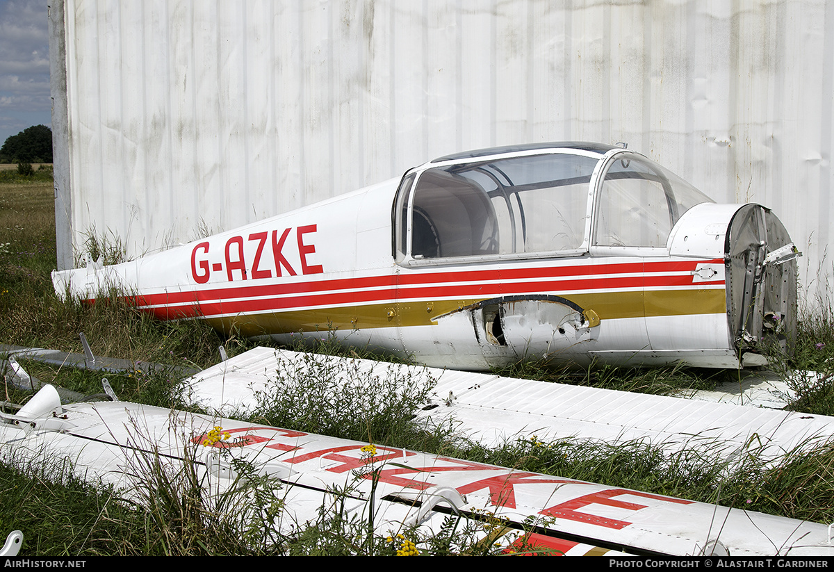 Aircraft Photo of G-AZKE | Socata MS-880B Rallye Club | AirHistory.net #484461