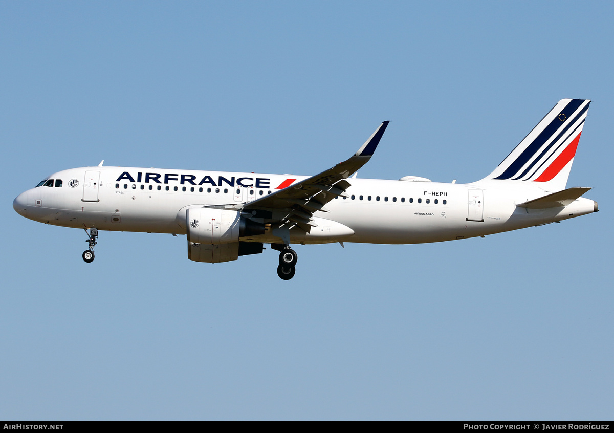 Aircraft Photo of F-HEPH | Airbus A320-214 | Air France | AirHistory.net #484496