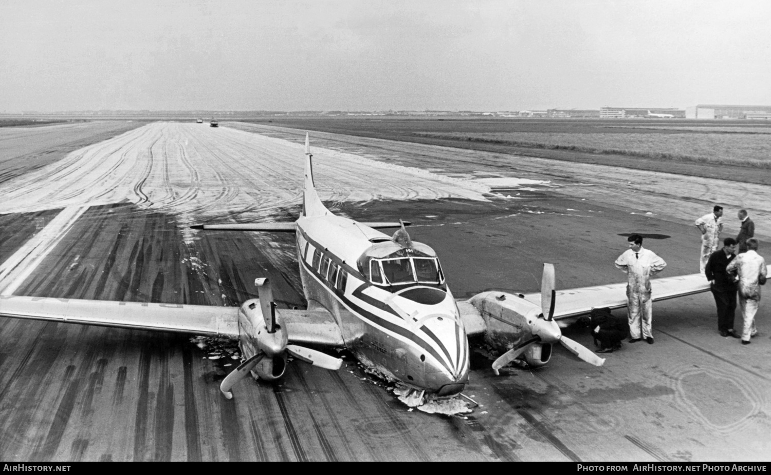Aircraft Photo of PH-MAD | De Havilland D.H. 104 Dove 1 | Martin's Air Charter - MAC | AirHistory.net #484507