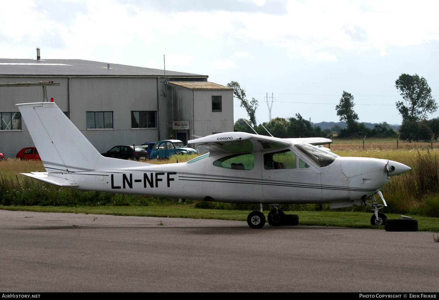 Aircraft Photo of LN-NFF | Cessna 177RG Cardinal RG | AirHistory.net #484532