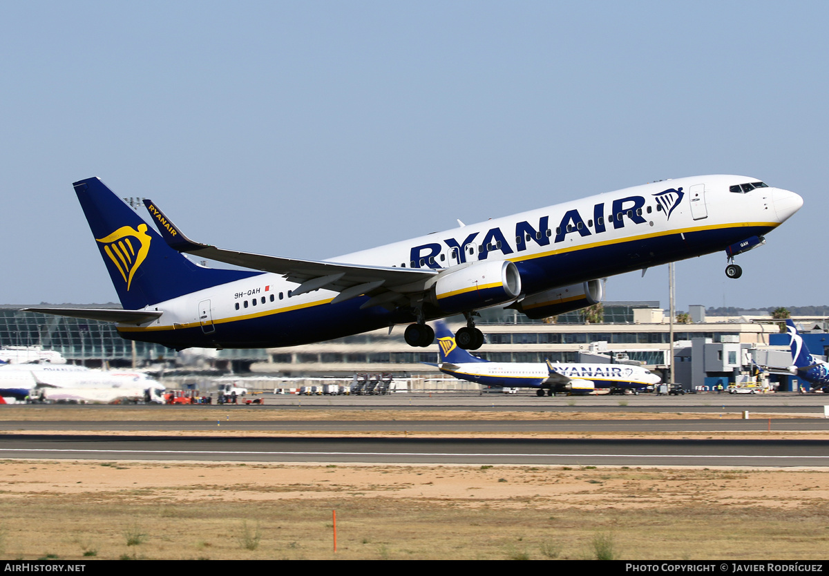 Aircraft Photo of 9H-QAH | Boeing 737-800 | Ryanair | AirHistory.net #484630