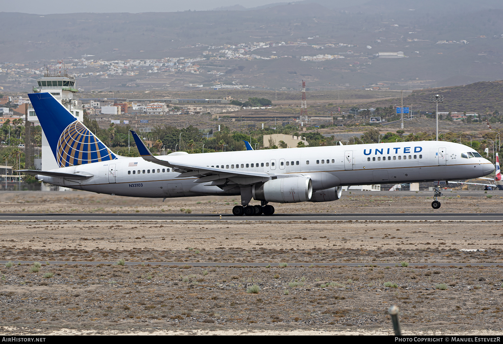 Aircraft Photo of N33103 | Boeing 757-224 | United Airlines | AirHistory.net #484636
