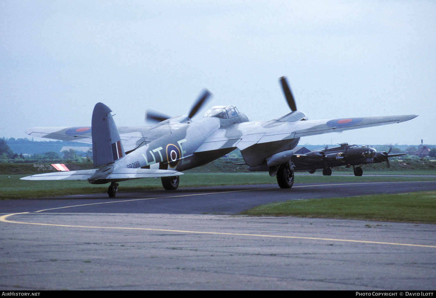 Aircraft Photo of G-ASKH / RR299 | De Havilland D.H. 98 Mosquito T3 | British Aerospace | UK - Air Force | AirHistory.net #484672