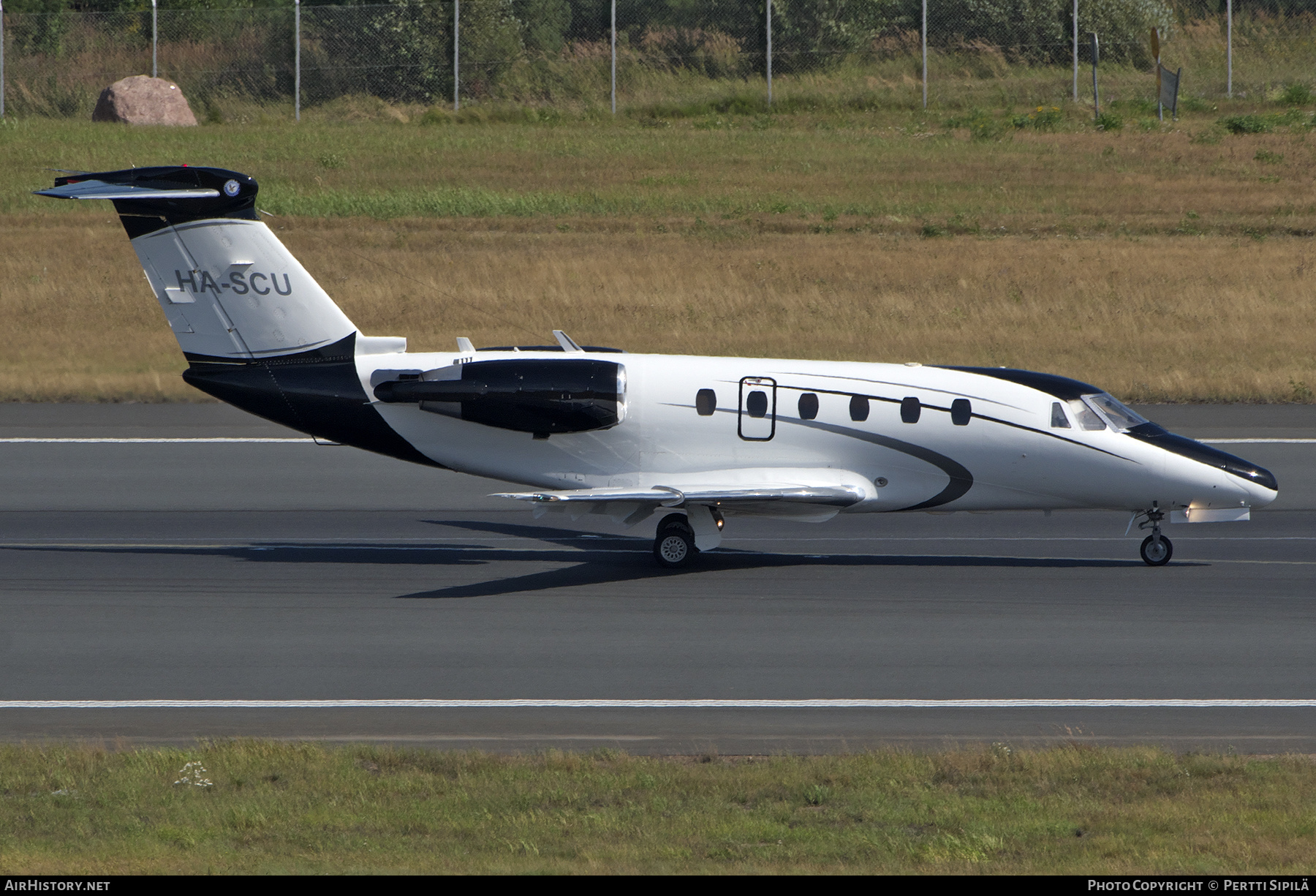 Aircraft Photo of HA-SCU | Cessna 650 Citation VI | AirHistory.net #484727