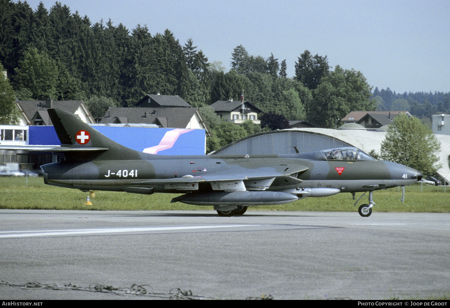 Aircraft Photo of J-4041 | Hawker Hunter F58 | Switzerland - Air Force | AirHistory.net #484731