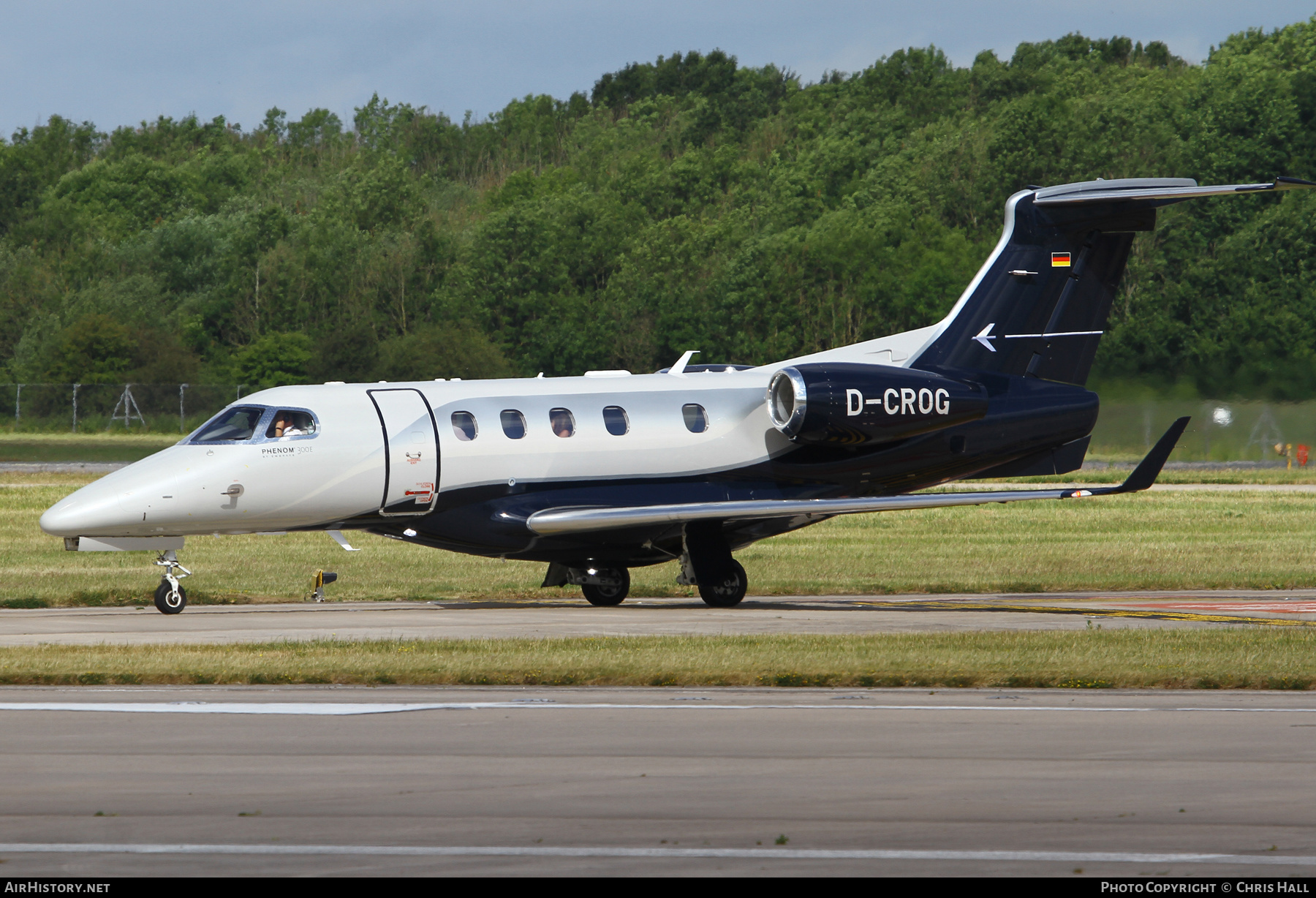 Aircraft Photo of D-CROG | Embraer EMB-505 Phenom 300E | AirHistory.net #484961