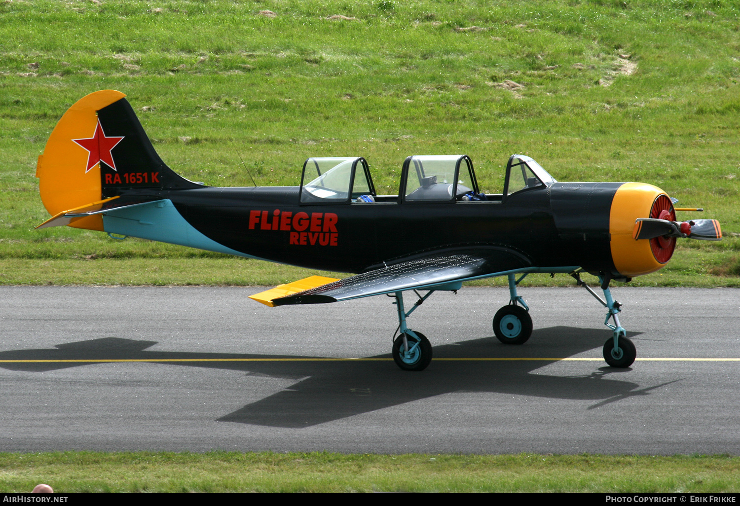 Aircraft Photo of RA-1651K | Yakovlev Yak-52 | Russia - Air Force | AirHistory.net #485006