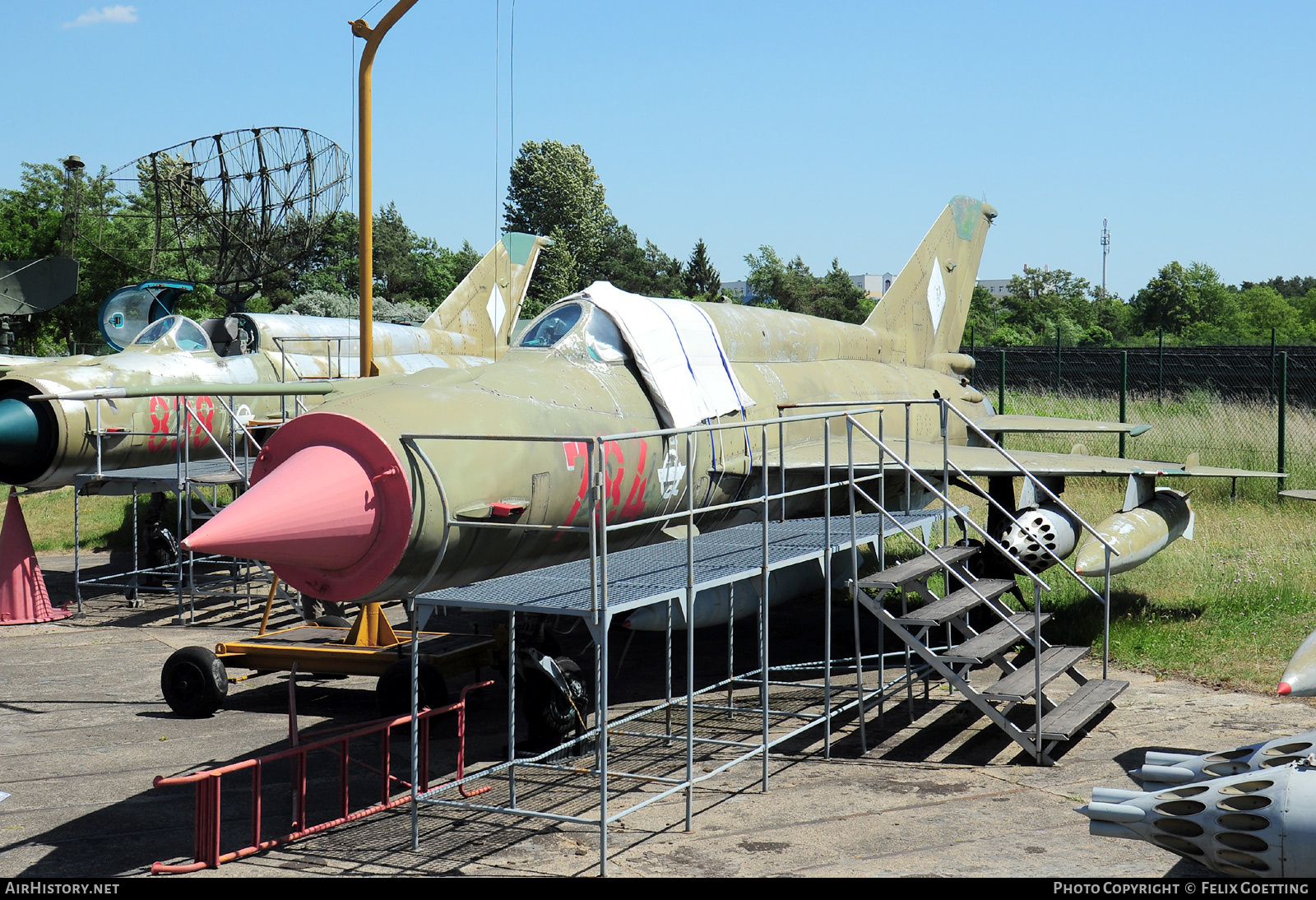 Aircraft Photo of 784 / 2349 | Mikoyan-Gurevich MiG-21MF | East Germany - Air Force | AirHistory.net #485042