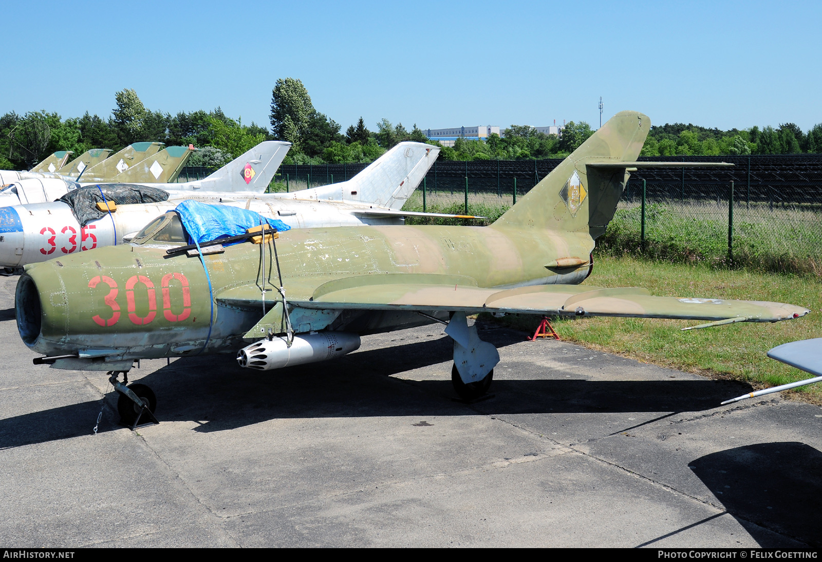 Aircraft Photo of 300 | PZL-Mielec Lim-5 (MiG-17F) | East Germany - Air Force | AirHistory.net #485081