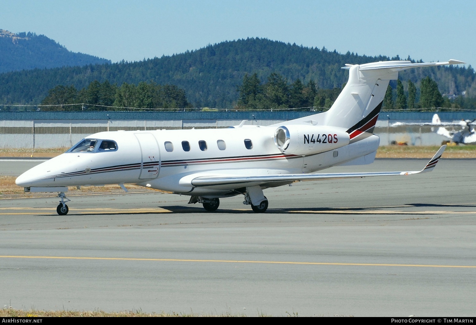 Aircraft Photo of N442QS | Embraer EMB-505 Phenom 300 | AirHistory.net #485085