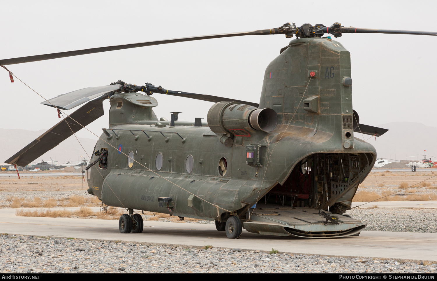 Aircraft Photo of ZA679 | Boeing Chinook HC2 (352) | UK - Air Force | AirHistory.net #485297
