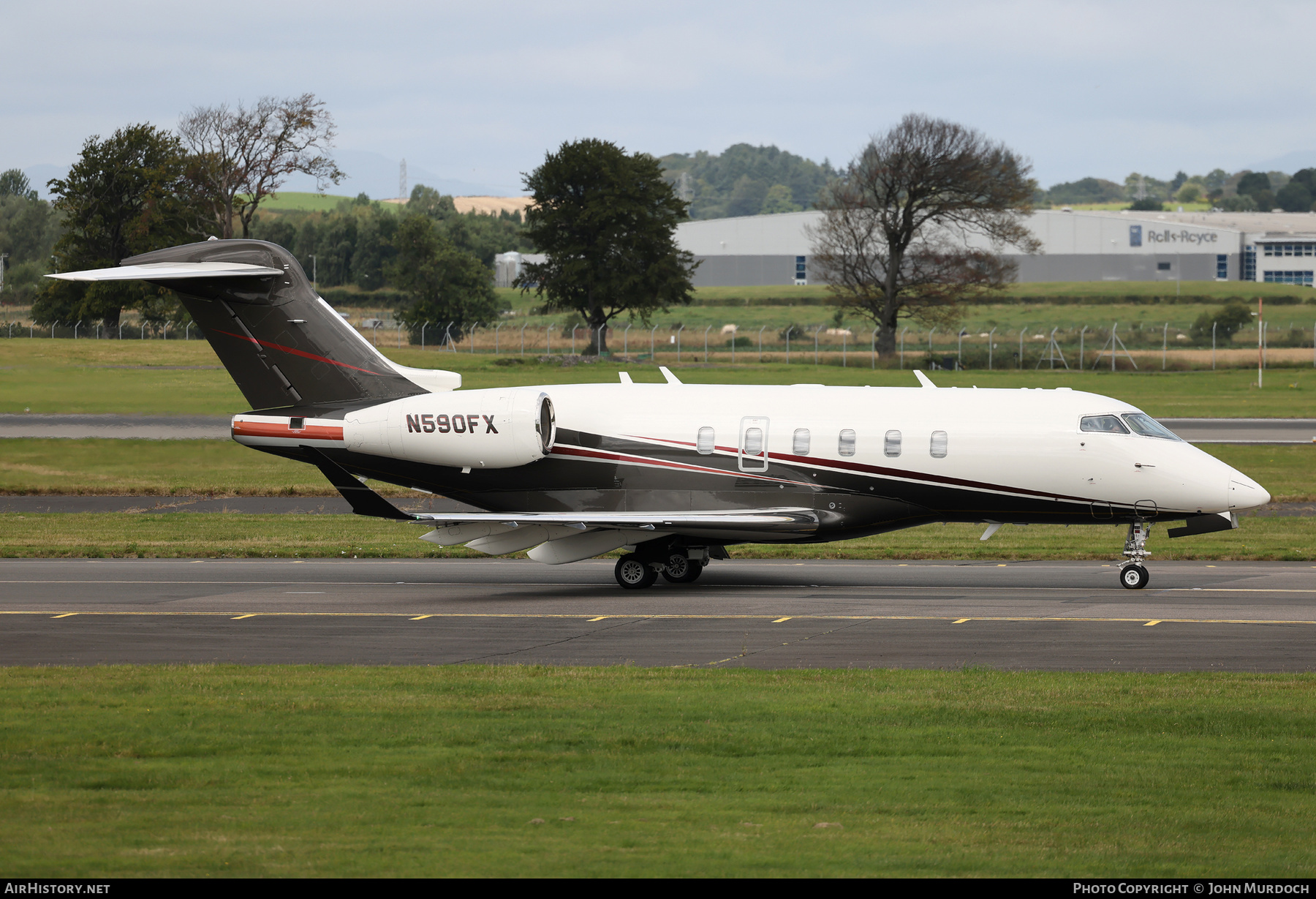 Aircraft Photo of N590FX | Bombardier Challenger 350 (BD-100-1A10) | AirHistory.net #485349
