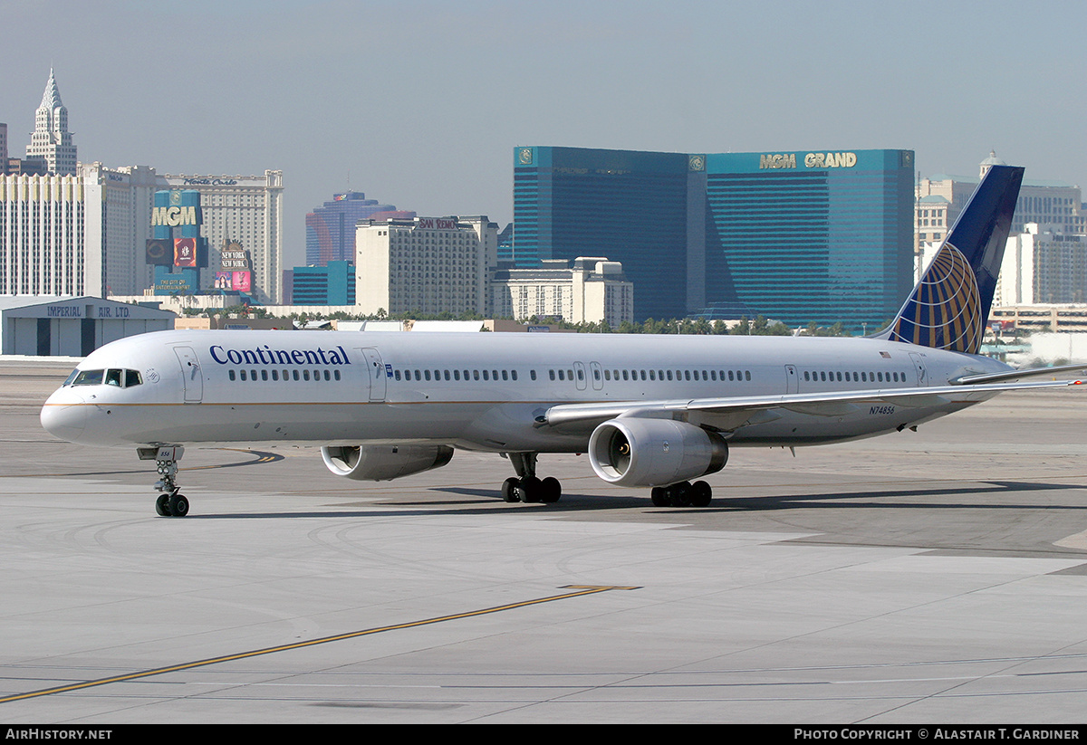 Aircraft Photo of N74856 | Boeing 757-324 | Continental Airlines | AirHistory.net #485482