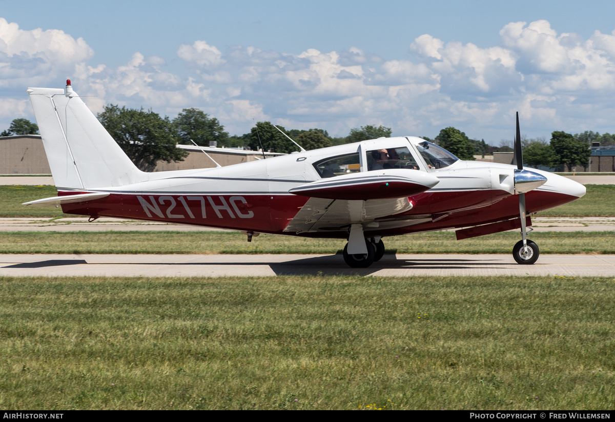 Aircraft Photo of N217HC | Piper PA-30 Twin Comanche | AirHistory.net #485610