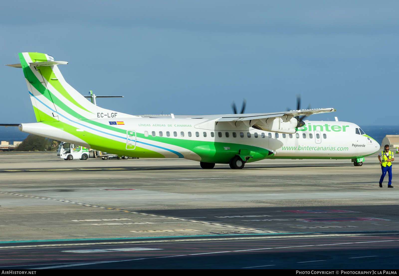 Aircraft Photo of EC-LGF | ATR ATR-72-500 (ATR-72-212A) | Binter Canarias | AirHistory.net #485626