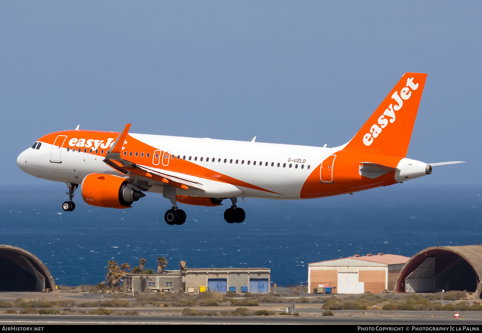 Aircraft Photo of G-UZLD | Airbus A320-251N | EasyJet | AirHistory.net #485697