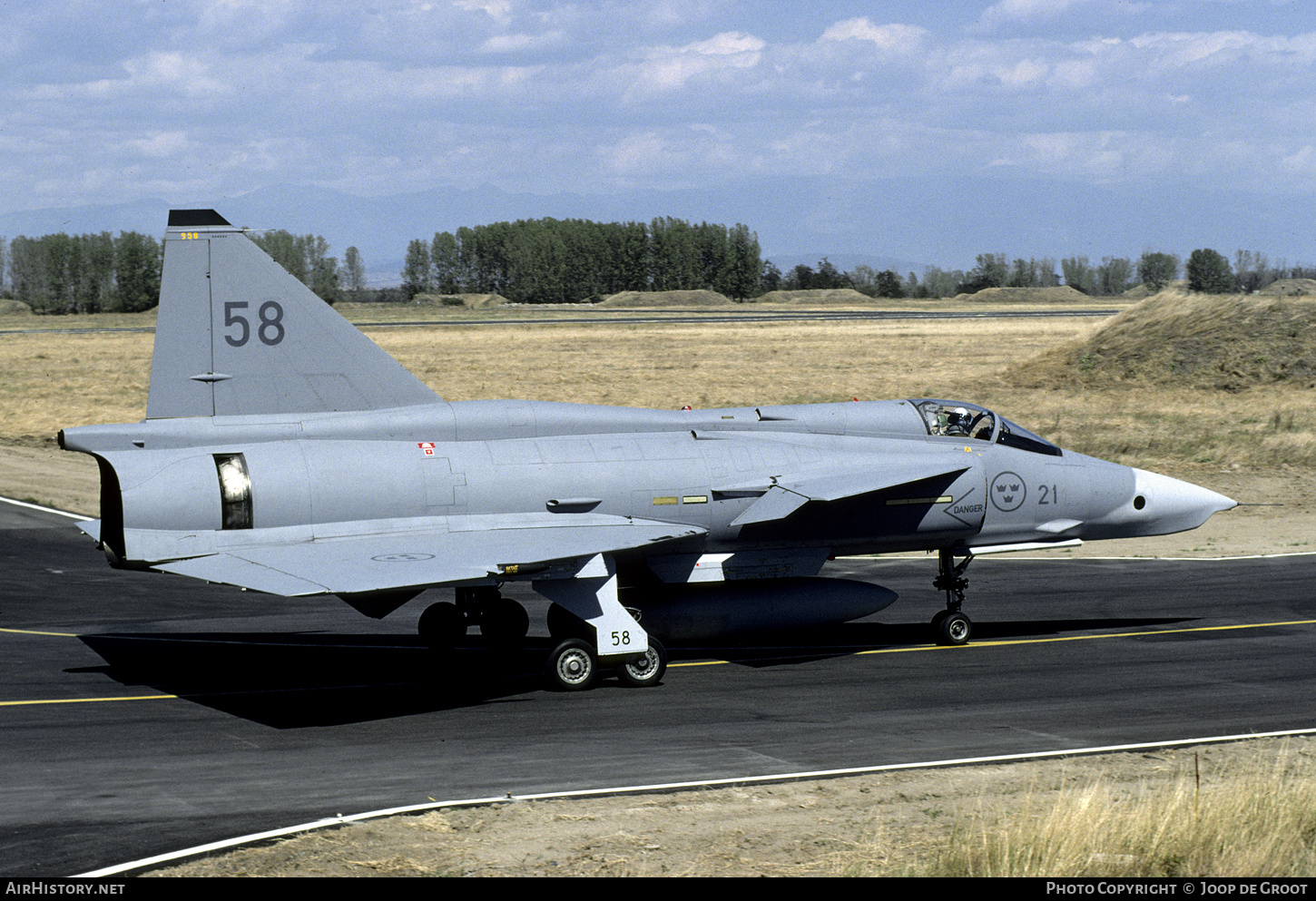 Aircraft Photo of 37958 | Saab AJSF37 Viggen | Sweden - Air Force | AirHistory.net #485702