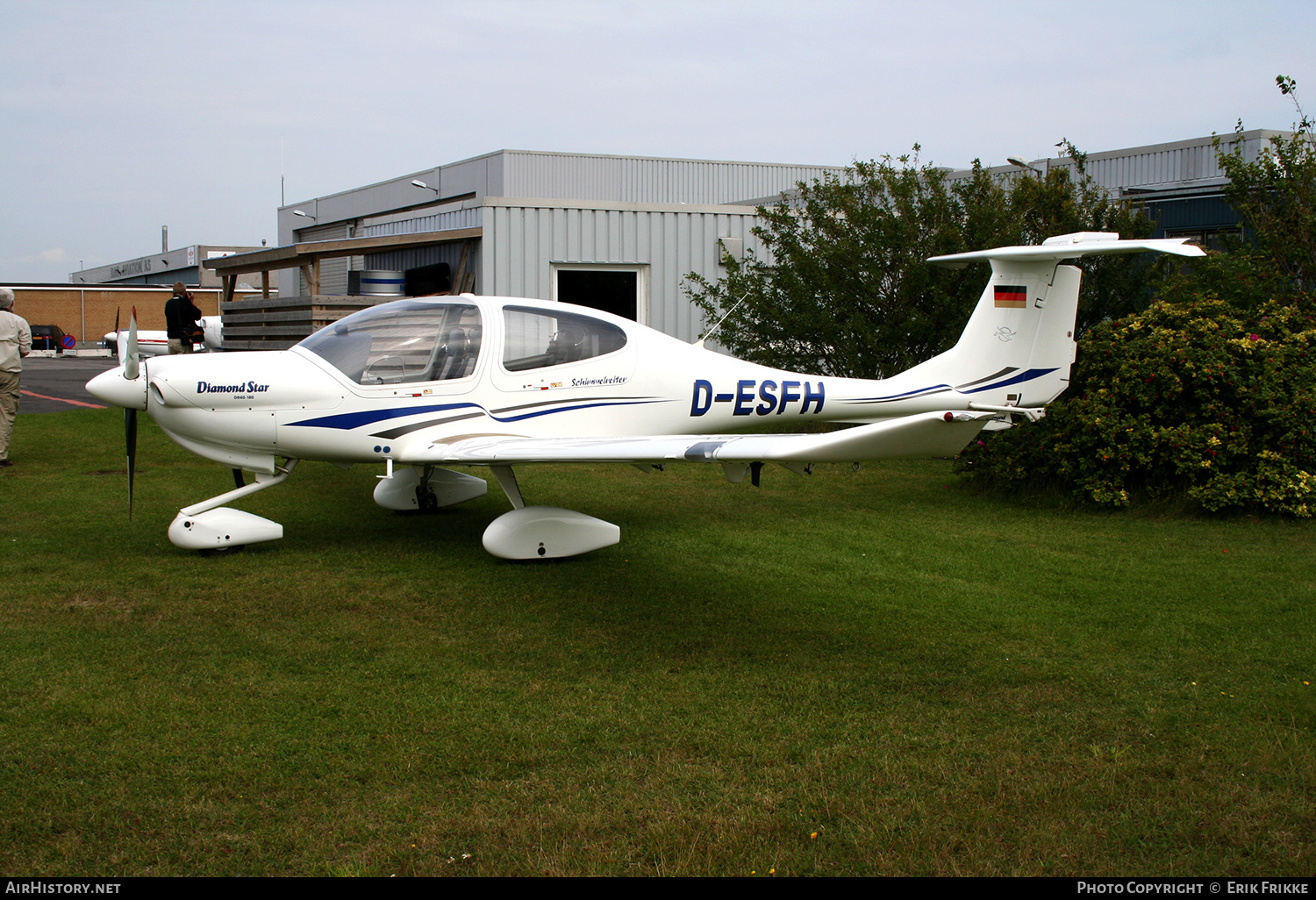 Aircraft Photo of D-ESFH | Diamond DA40 Diamond Star | AirHistory.net #485732