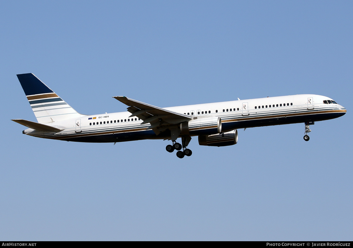 Aircraft Photo of EC-HDS | Boeing 757-256 | Privilege Style | AirHistory.net #485743