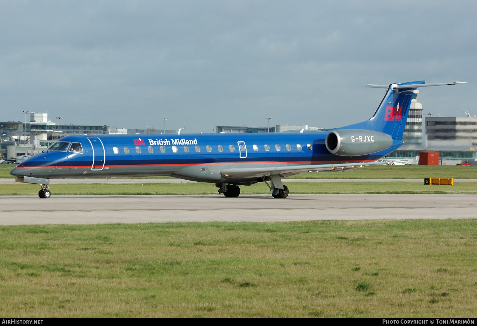 Aircraft Photo of G-RJXC | Embraer ERJ-145EP (EMB-145EP) | British Midland Airways - BMA | AirHistory.net #485837