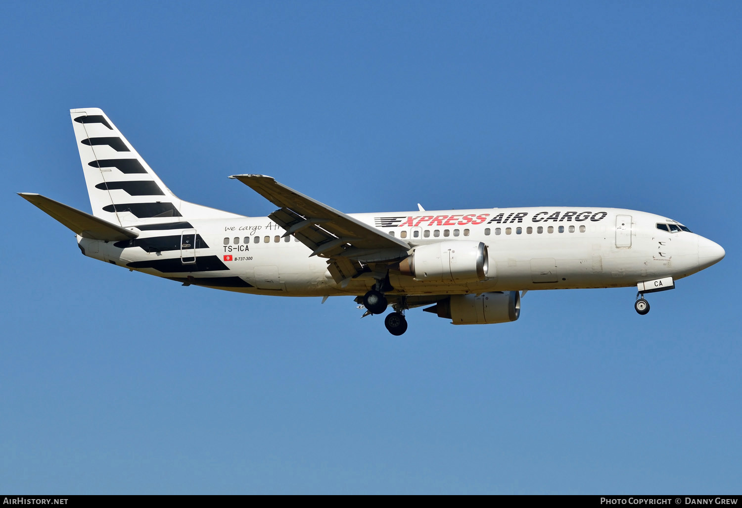 Aircraft Photo of TS-ICA | Boeing 737-330(QC) | Express Air Cargo | AirHistory.net #486049