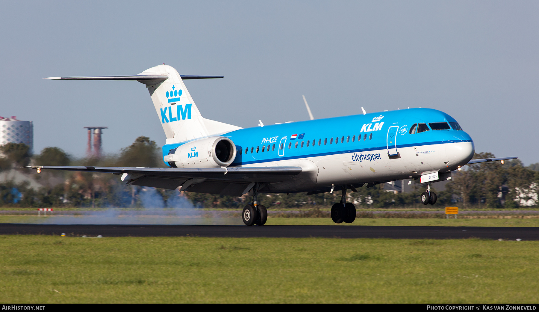 Aircraft Photo of PH-KZE | Fokker 70 (F28-0070) | KLM Cityhopper | AirHistory.net #486188