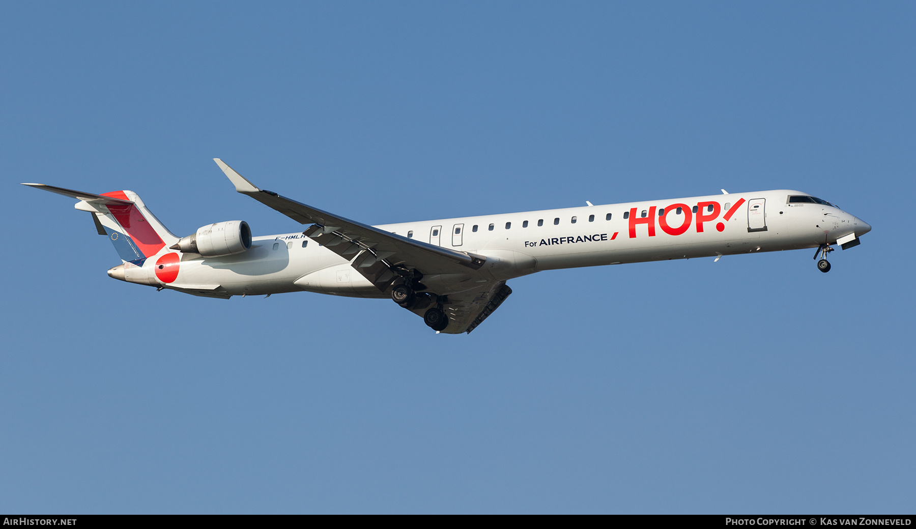 Aircraft Photo of F-HMLH | Bombardier CRJ-1000EL NG (CL-600-2E25) | Hop! | AirHistory.net #486244