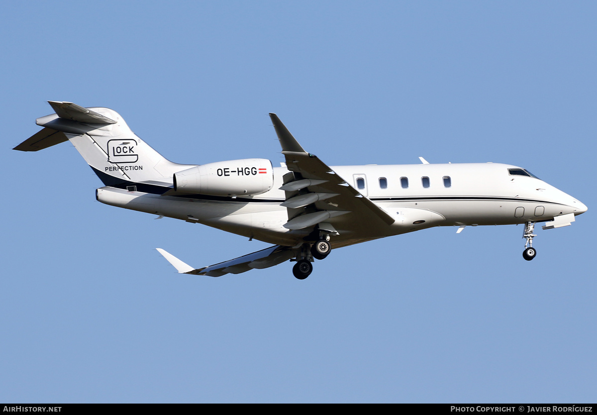 Aircraft Photo of OE-HGG | Bombardier Challenger 350 (BD-100-1A10) | Glock Aviation | AirHistory.net #486343