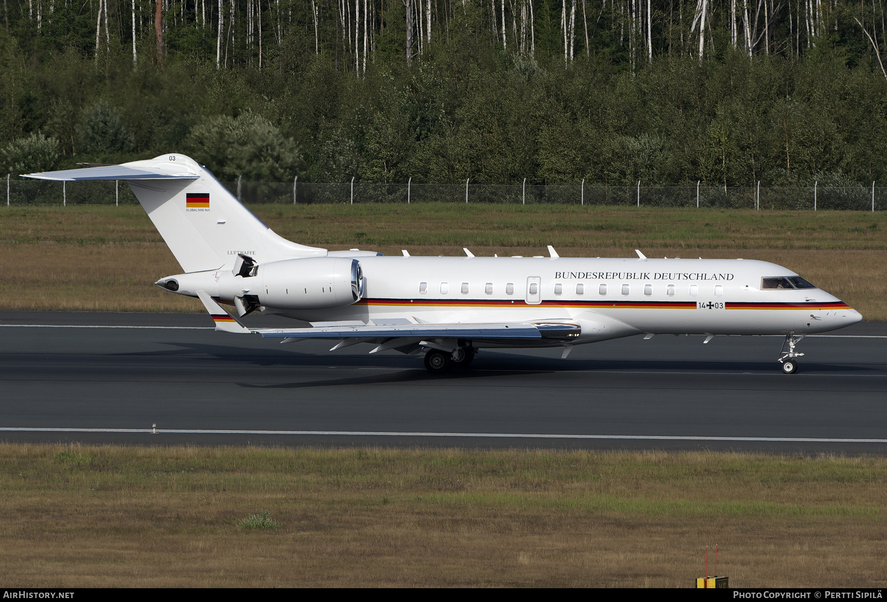 Aircraft Photo of 1403 | Bombardier Global 5000 (BD-700-1A11) | Germany - Air Force | AirHistory.net #486405