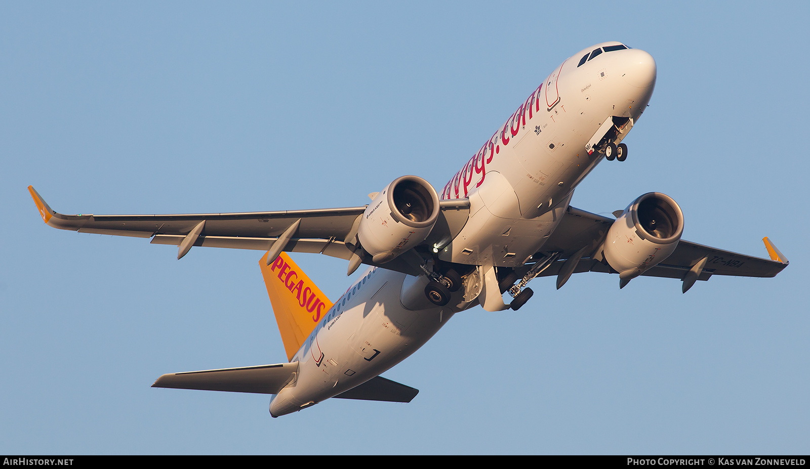 Aircraft Photo of TC-NBA | Airbus A320-251N | Pegasus Airlines | AirHistory.net #486417