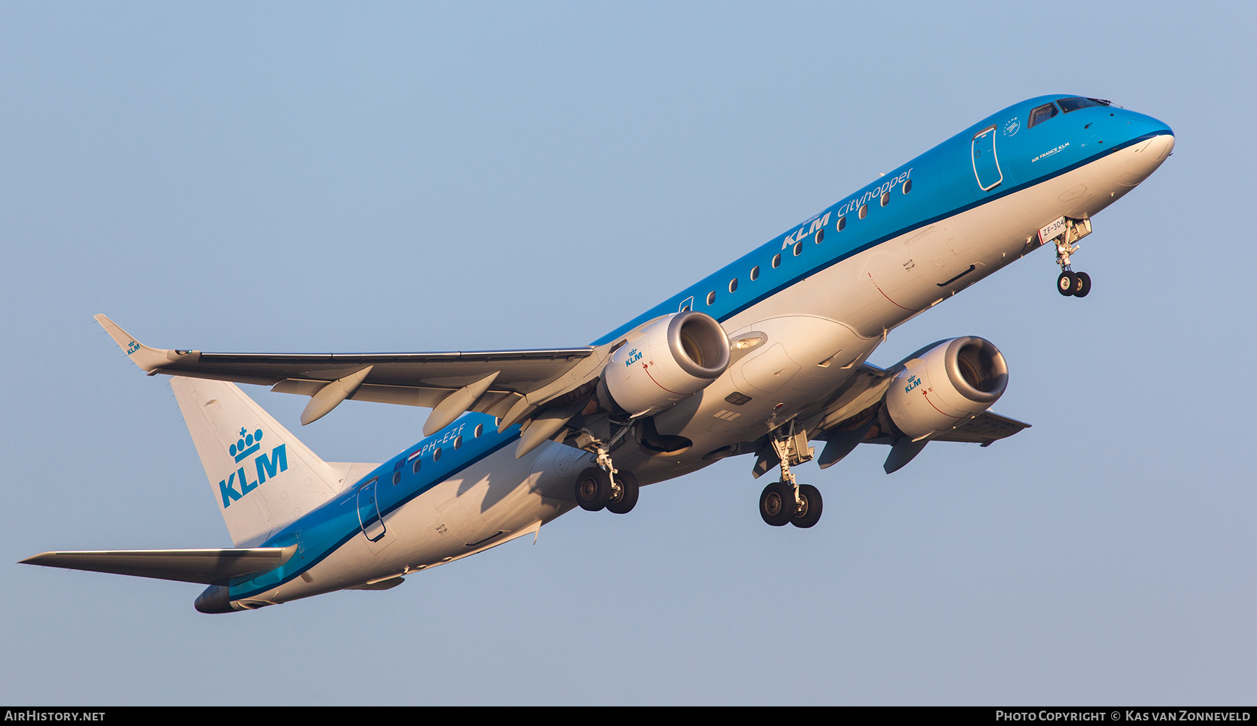 Aircraft Photo of PH-EZF | Embraer 190STD (ERJ-190-100STD) | KLM Cityhopper | AirHistory.net #486422