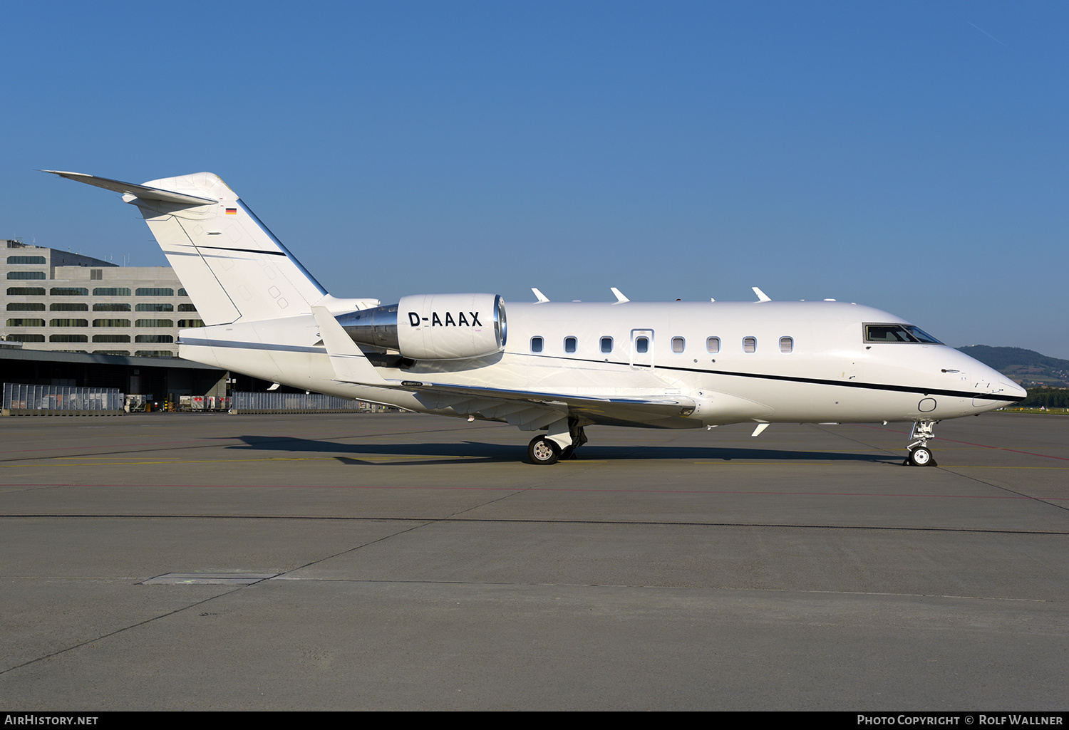 Aircraft Photo of D-AAAX | Bombardier Challenger 604 (CL-600-2B16) | AirHistory.net #486583
