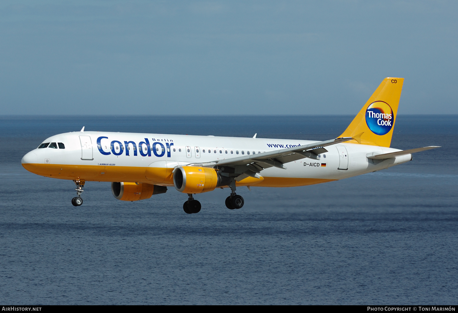 Aircraft Photo of D-AICD | Airbus A320-212 | Condor Berlin | AirHistory.net #486769
