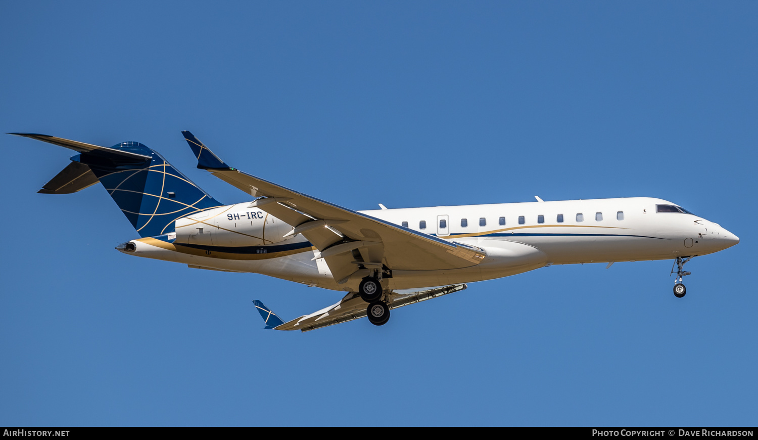 Aircraft Photo of 9H-IRC | Bombardier Global 6000 (BD-700-1A10) | AirHistory.net #486774