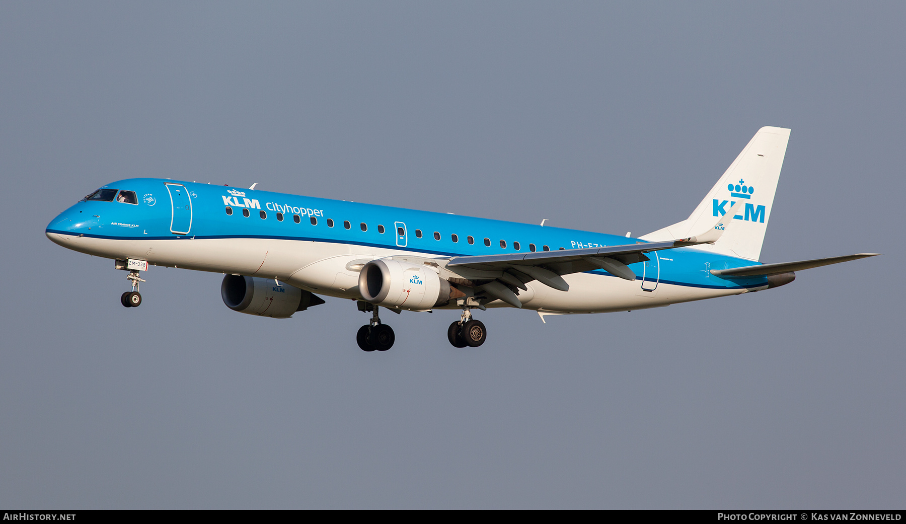 Aircraft Photo of PH-EZM | Embraer 190STD (ERJ-190-100STD) | KLM Cityhopper | AirHistory.net #486779