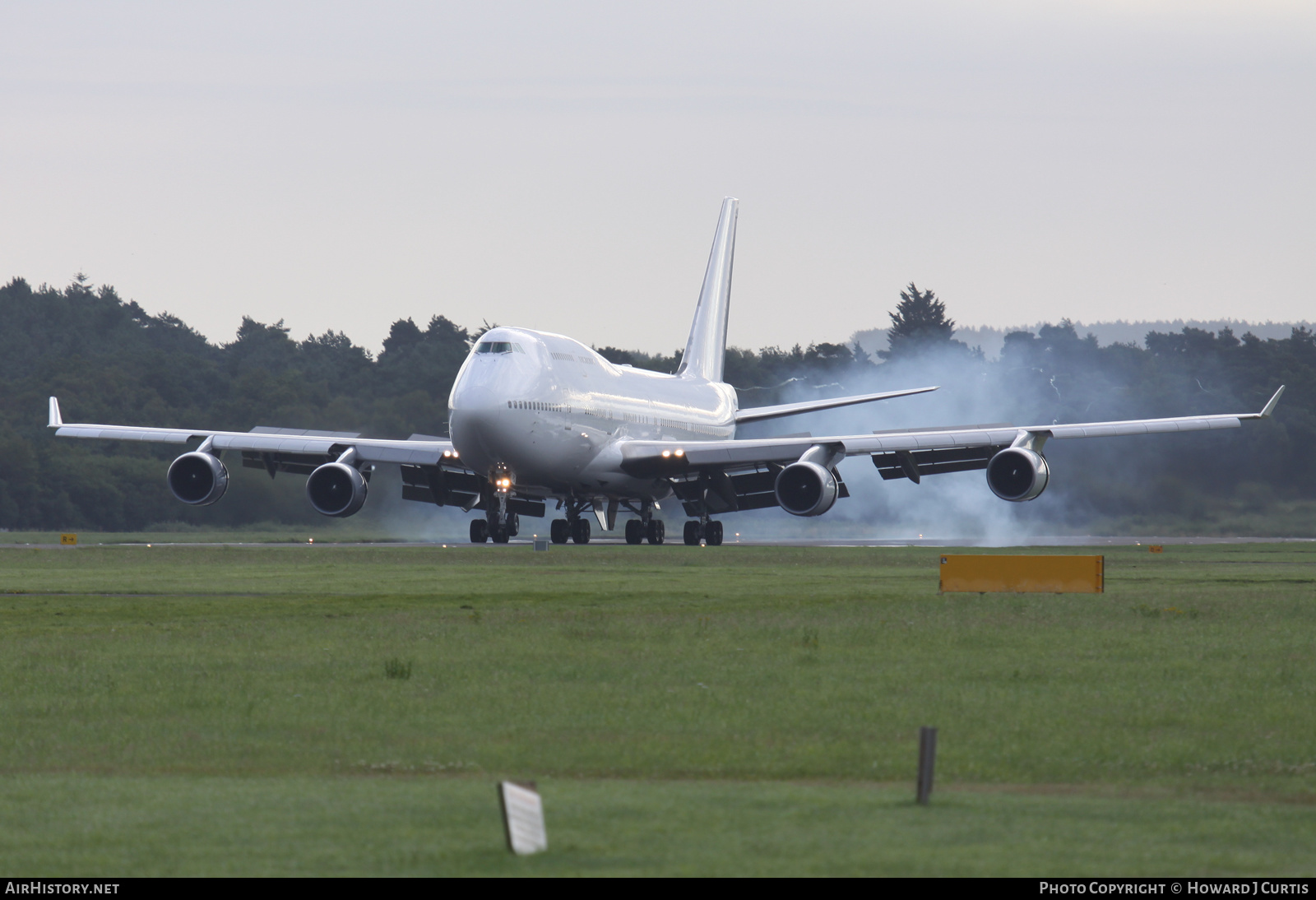 Aircraft Photo of 9V-SPG | Boeing 747-412 | AirHistory.net #486809