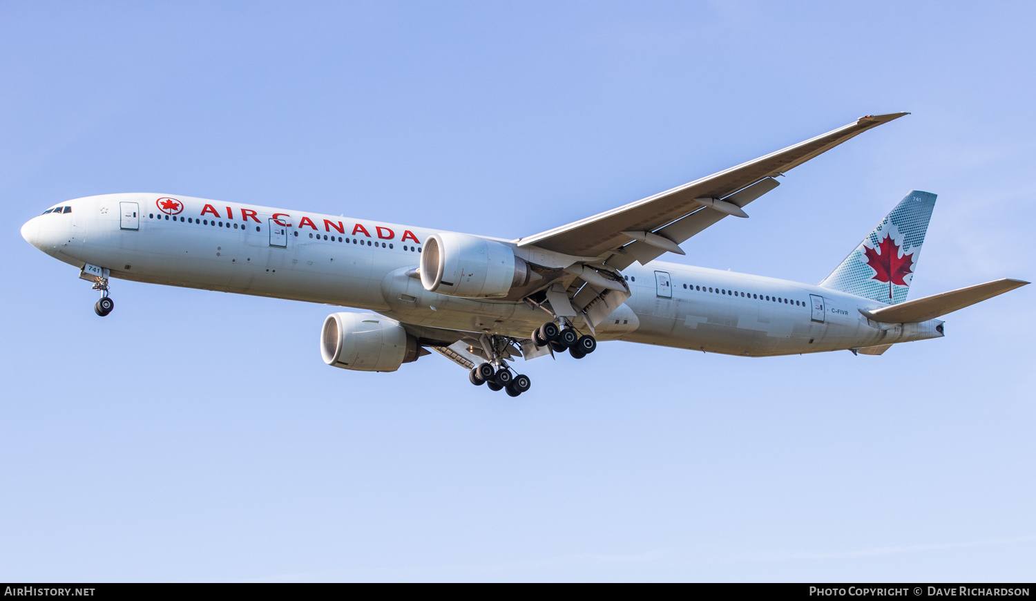 Aircraft Photo of C-FIVR | Boeing 777-333/ER | Air Canada | AirHistory.net #486840