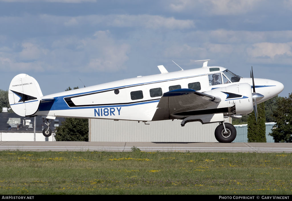 Aircraft Photo of N18RY | Beech E18S-9800 | Younkin Air Service | AirHistory.net #486882