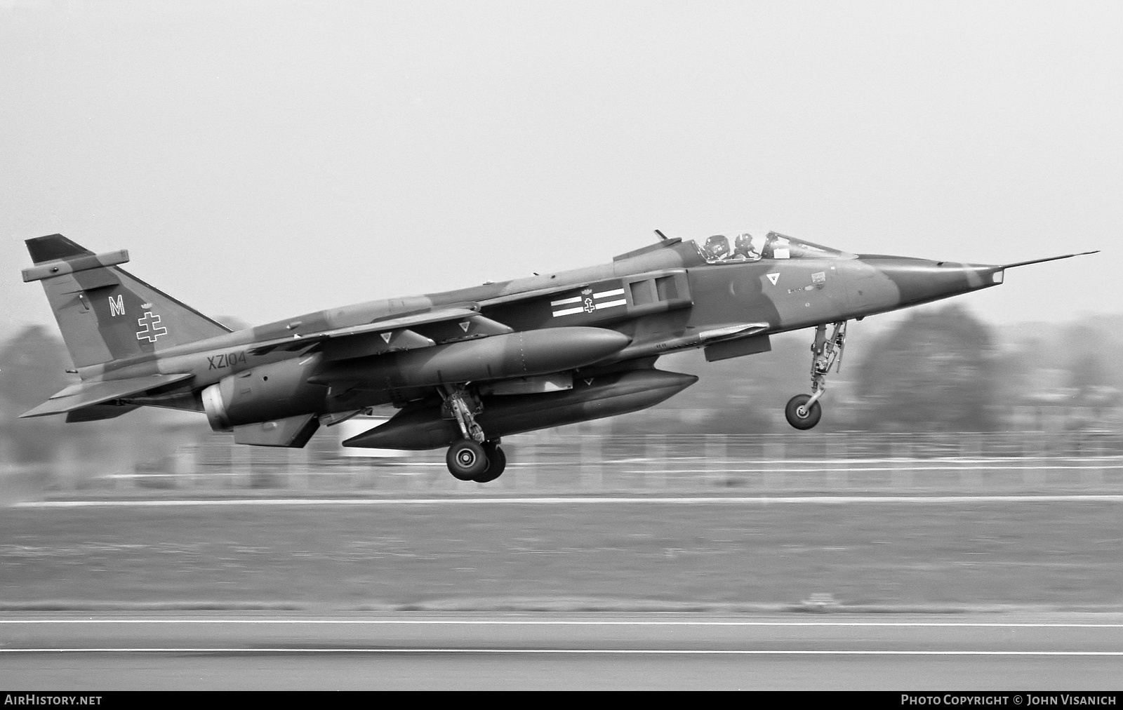 Aircraft Photo of XZ104 | Sepecat Jaguar GR1A | UK - Air Force | AirHistory.net #486900