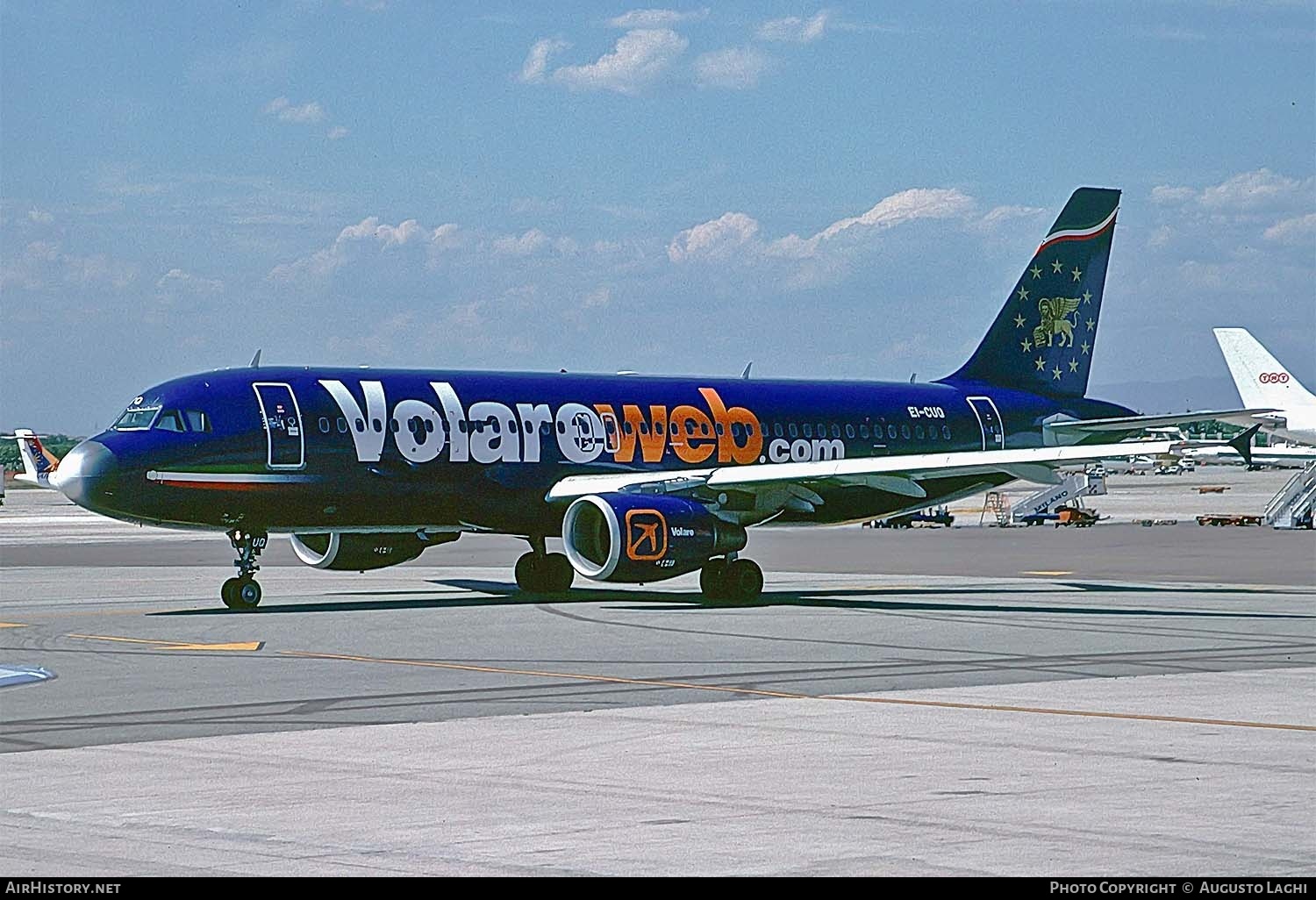 Aircraft Photo of EI-CUQ | Airbus A320-214 | Volare Airlines | AirHistory.net #487003