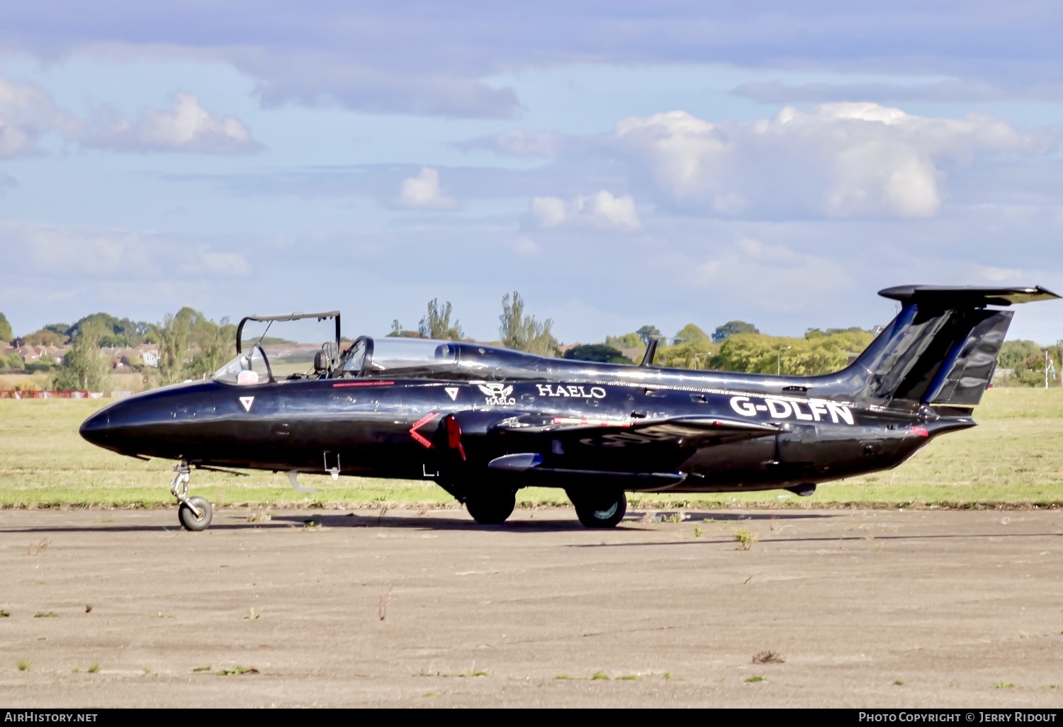 Aircraft Photo of G-DLFN | Aero L-29 Delfin | AirHistory.net #487005