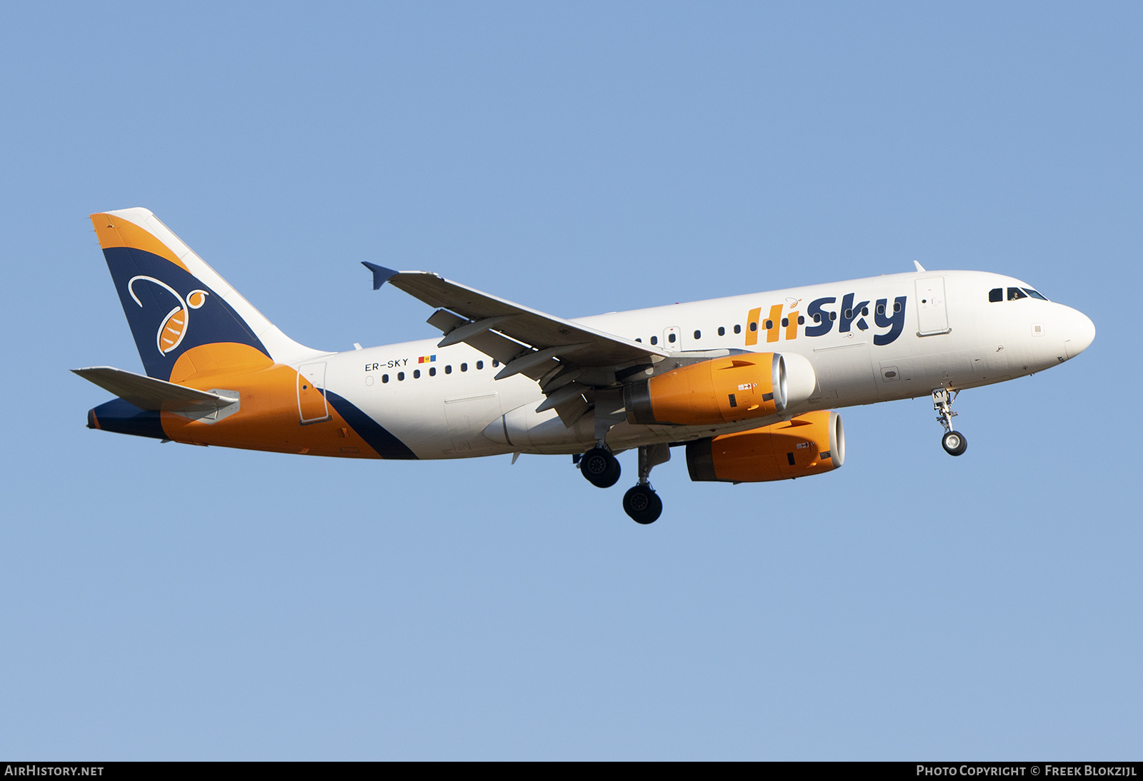 Aircraft Photo of ER-SKY | Airbus A319-131 | HiSky | AirHistory.net #487024